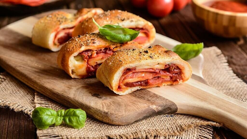 Eat-The-Delicious-Pepperoni-Roll
