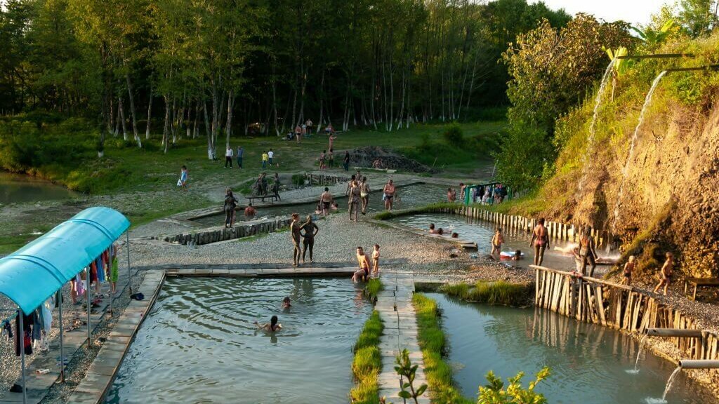 Hot-Springs-in-Georgia-featured-image