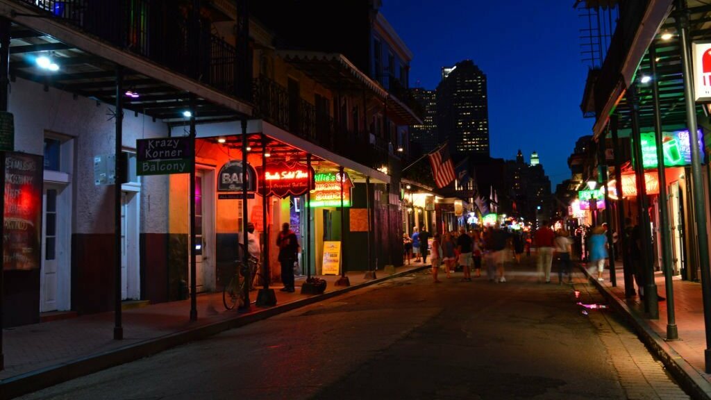 living-in-New-Orleans-Pros-and-Cons